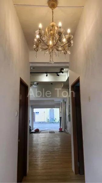 Master Room (Condo) for Rent in  Niven Road - Image 5